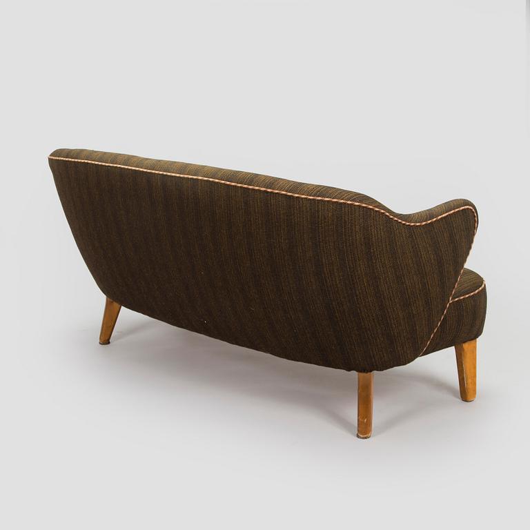 Flemming Lassen, a sofa, manufactured by Asko 1952-1956.