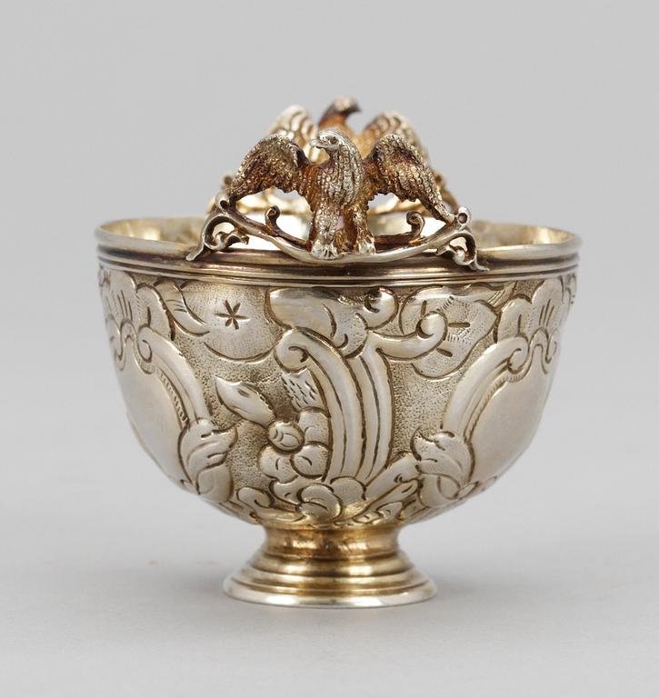 A Russian 18th cent charka, marks of S:t Petersburg.