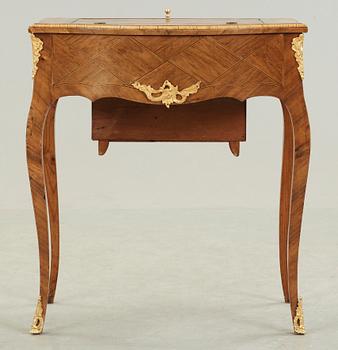 POUDREUSE, rokoko, Stockholmsarbete, möjligen Johan Jacob Eisenbletter verksam i Stockholm 1732, 1700-talets andra hälft.