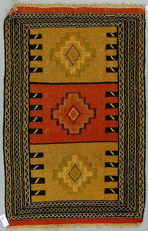 MATTA, Shiraz, kelim. Ca 174x120 cm.