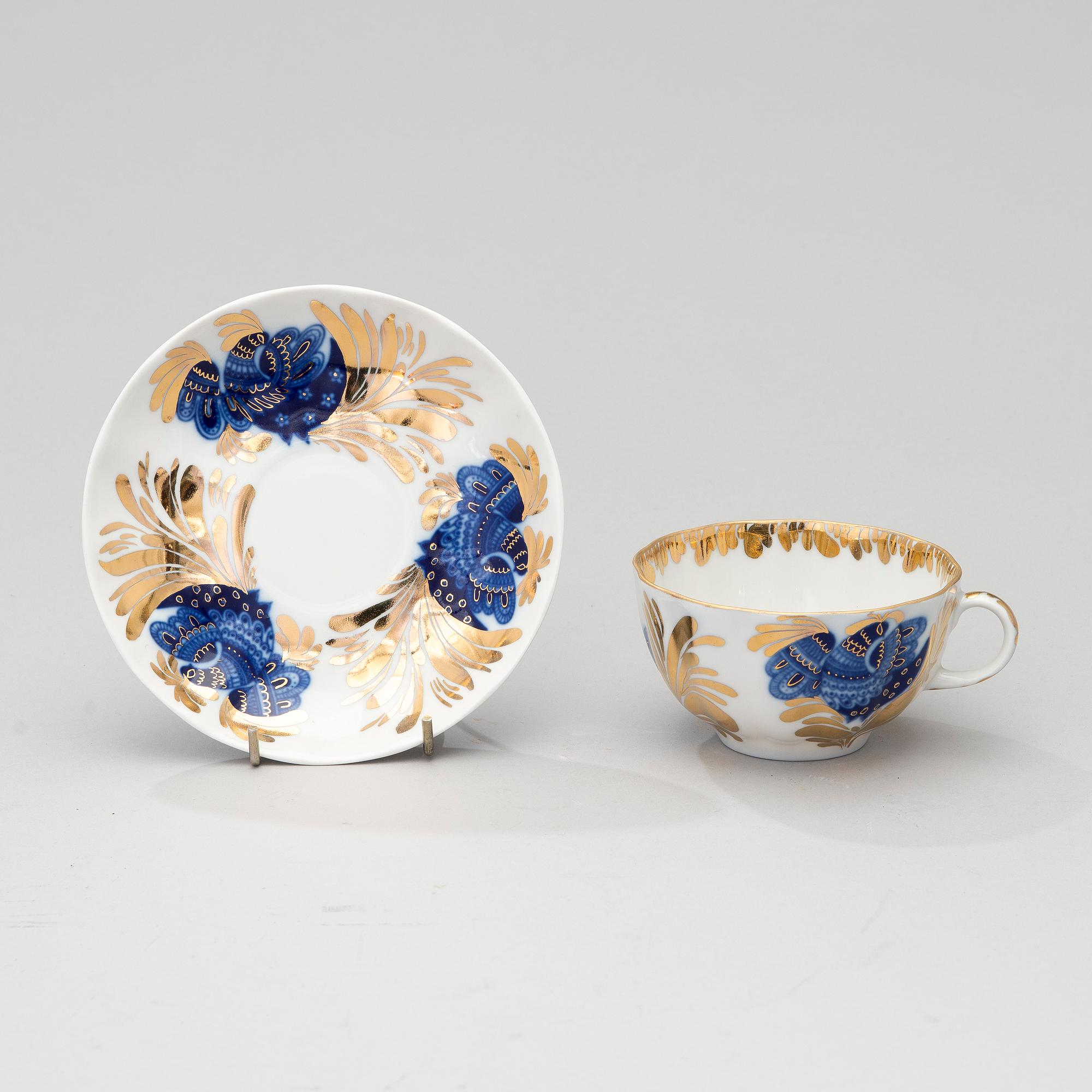 A 34-piece'Golden Garden' porcelain tea- and coffee set from Lomonosov, Soviet Union.