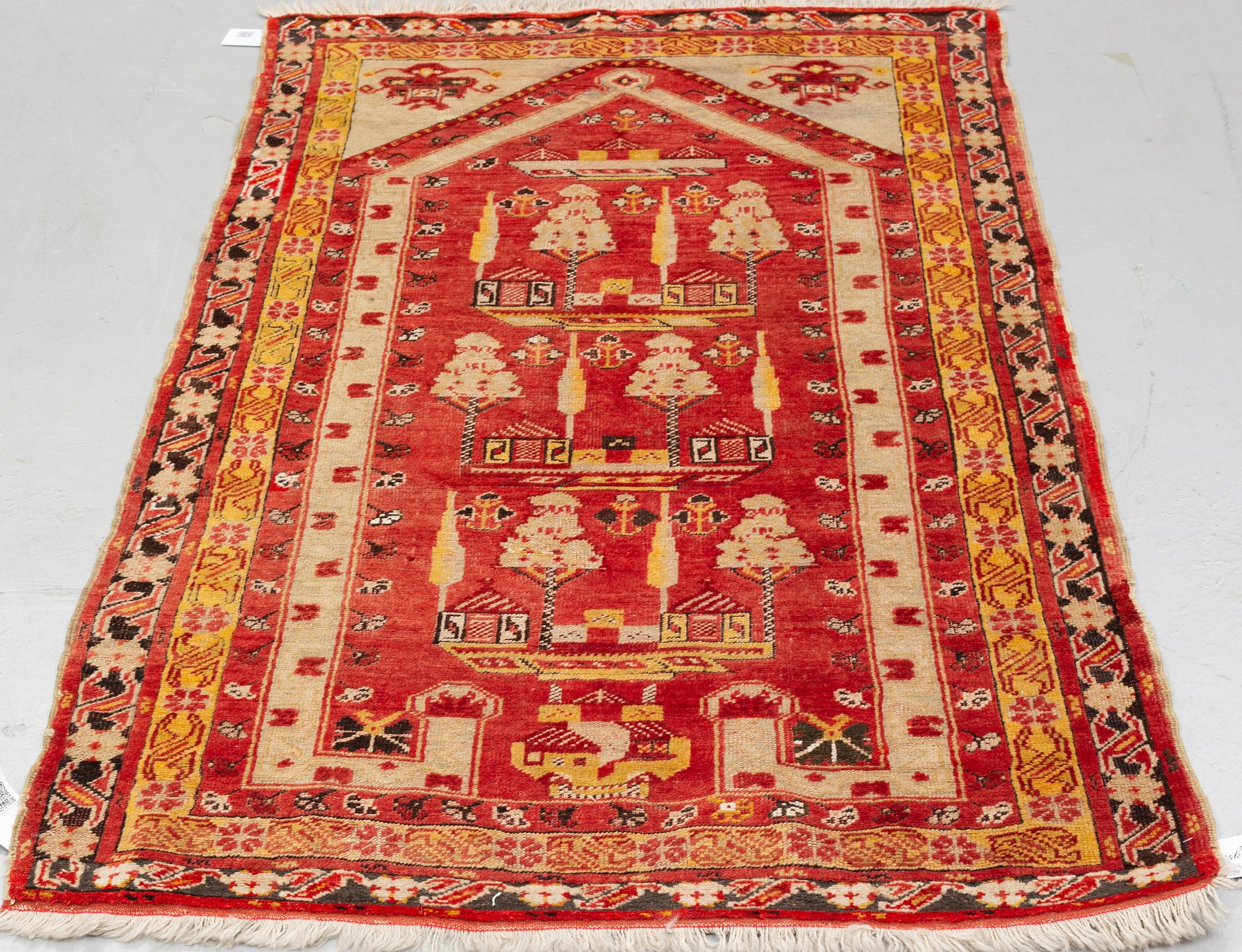 A rug, antique Kirşehir probably, prayer rug, ca 166 x 100-104 cm, Central Anatolia.