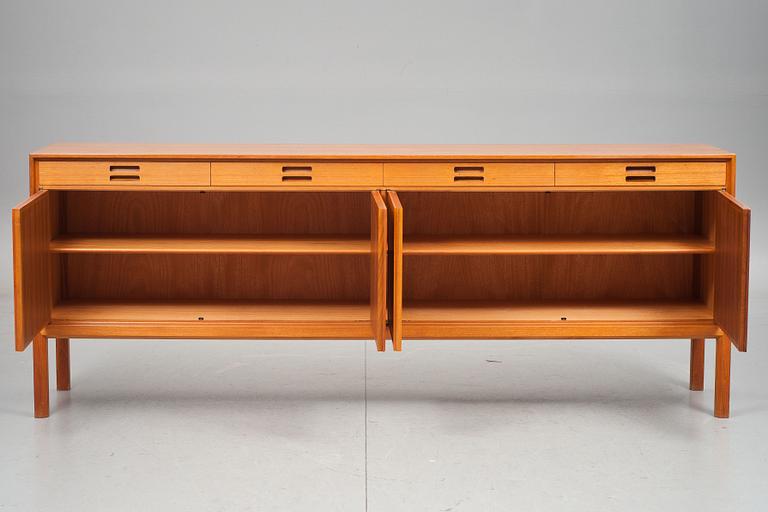SIDEBOARD, Bertil Fridhagen, Bodafors 1960-tal.