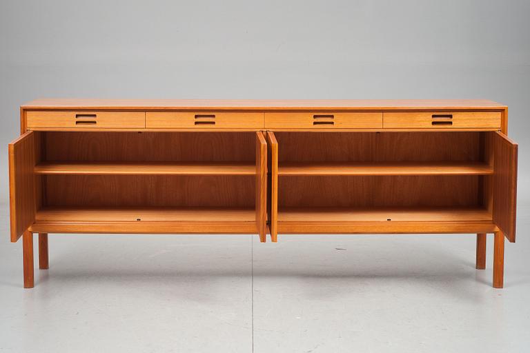 SIDEBOARD, Bertil Fridhagen, Bodafors 1960-tal.