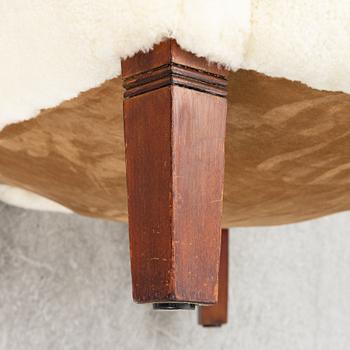 Armchair, first half of the 20th century.