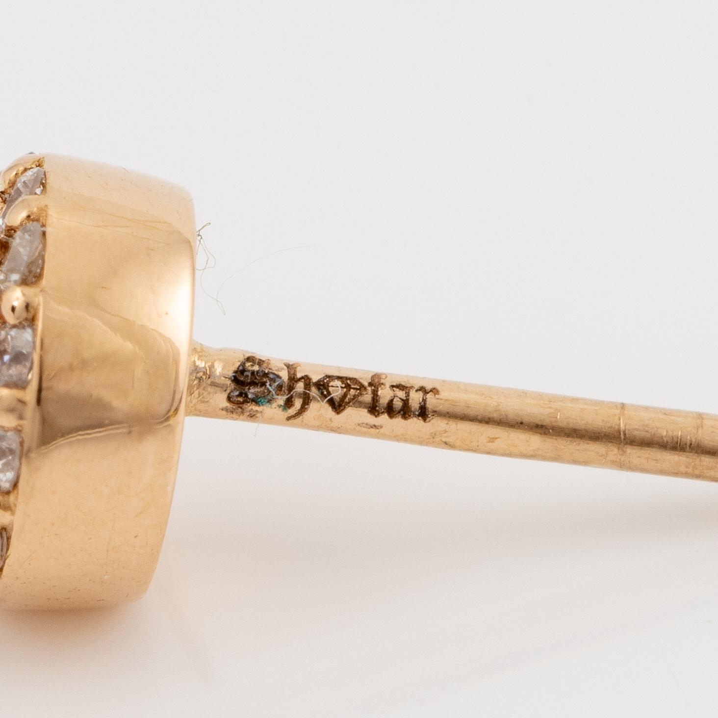 Örhängen 18K guld med morganiter och små briljantslipade diamanter.