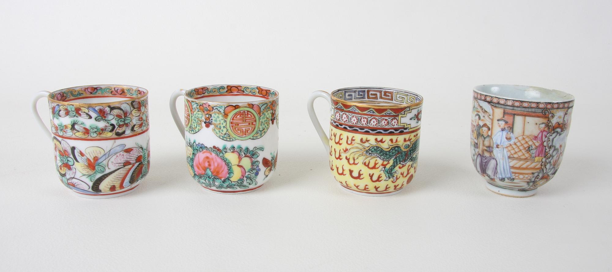 MOCCAKOPPAR, 3 + 1, porslin, Kina.