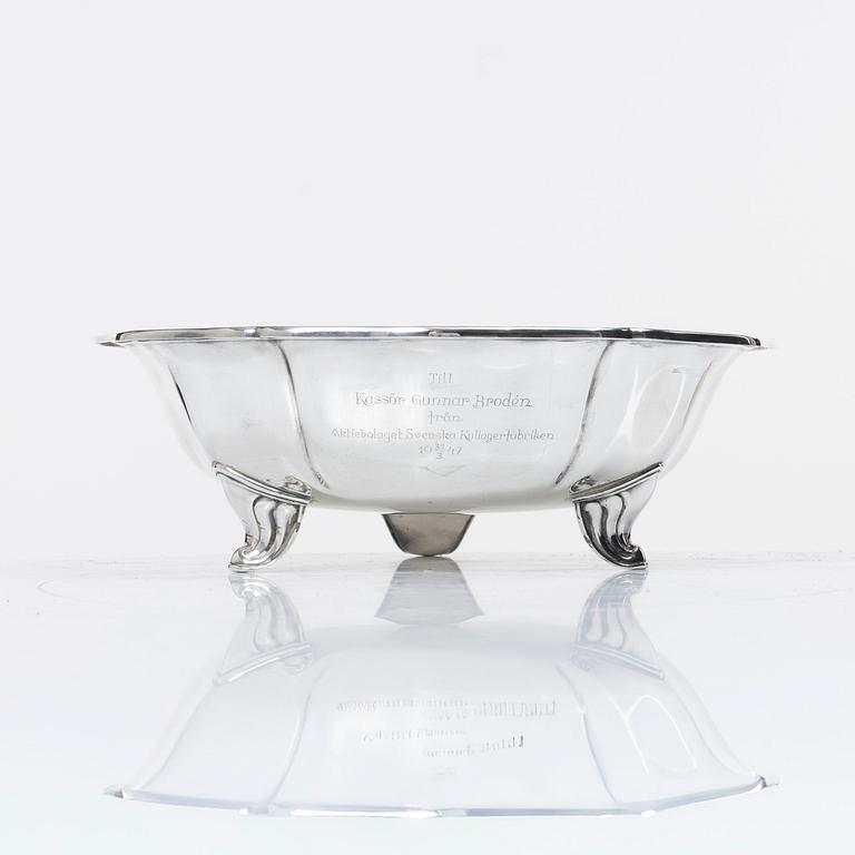 Karl Anderson, Skål på fötter, silver, Stockholm 1938.