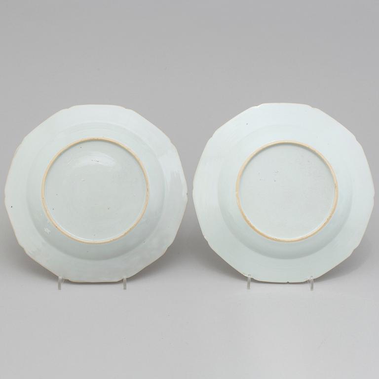 A pair of famille rose dishes, Qing dynasty, Qianlong (1736-95).