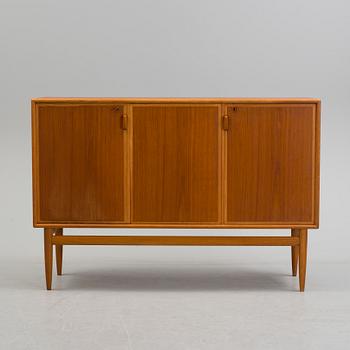 A second half of the 20th century teak veneered sideboard by Bertil Fridhagen, Bodafors, Sweden.