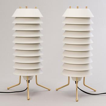 ILMARI TAPIOVAARA, A late 20th century 'Maija 15' a pair of table lights for Santa & Cole.