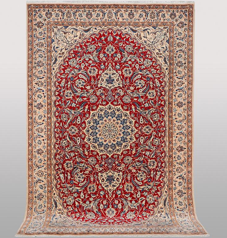 A carpet, Nain, part silk, 9 Laa, ca 295 x 178 cm.
