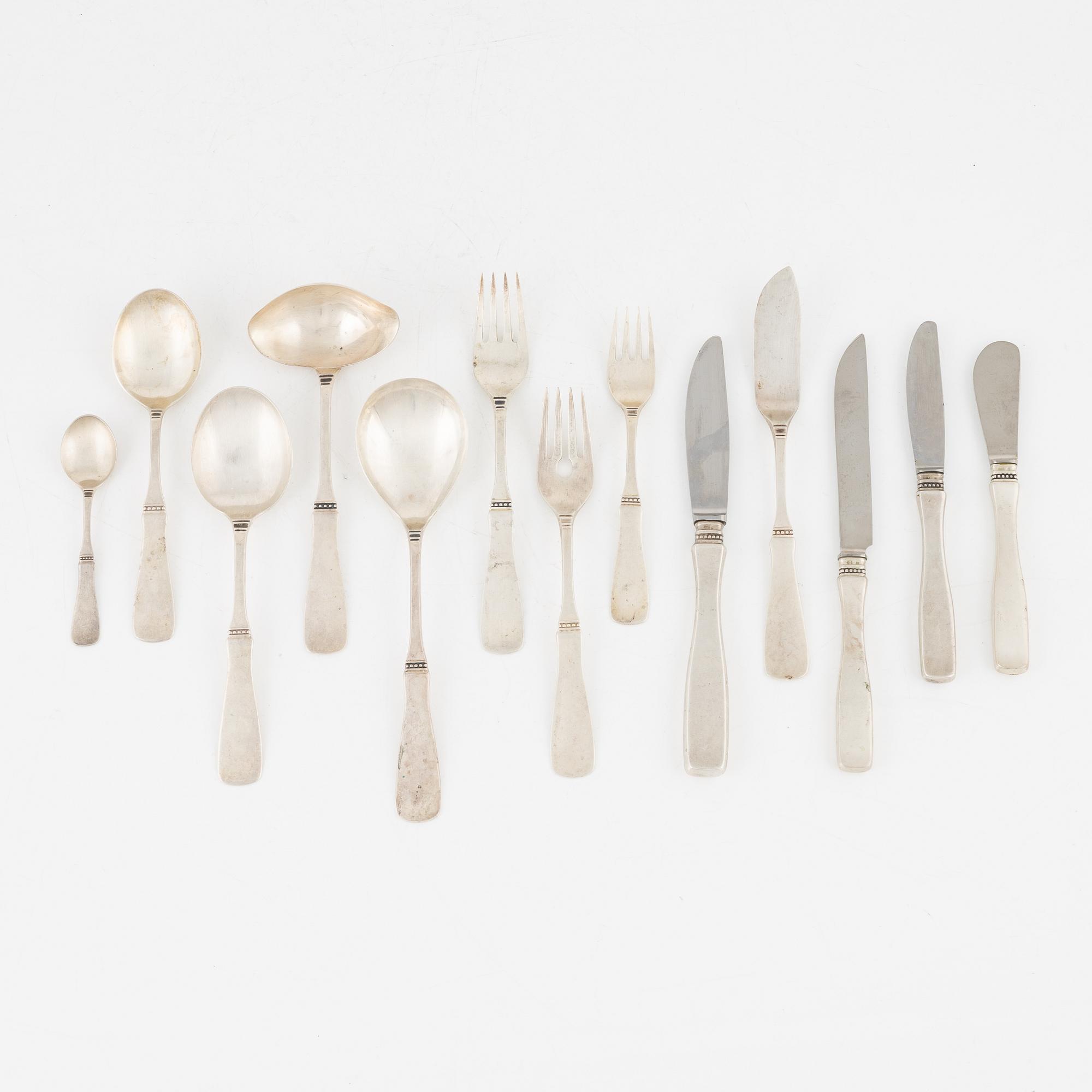 Eric Löfman, bestickservis, 39 delar, silver, modell "Uppsala", MGAB, Lidköping, 1970-75.