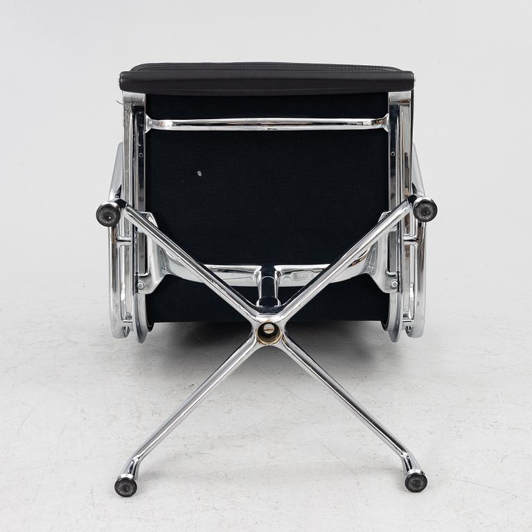Charles & Ray Eames, a 'Soft Pad Chair EA217', Vitra.