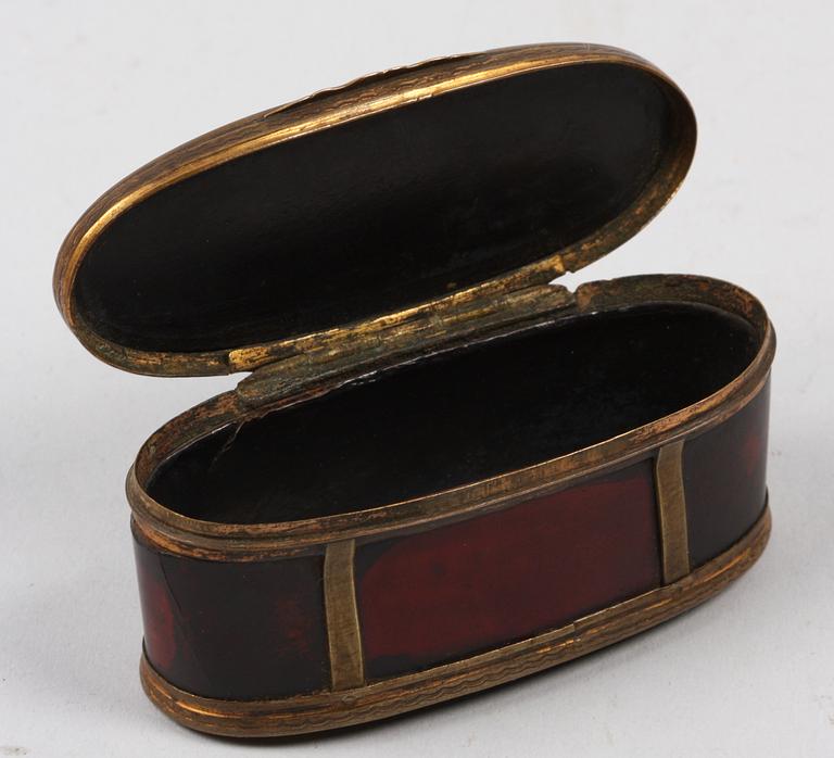 DOSA, lack, mässing, 1700/1800-tal.