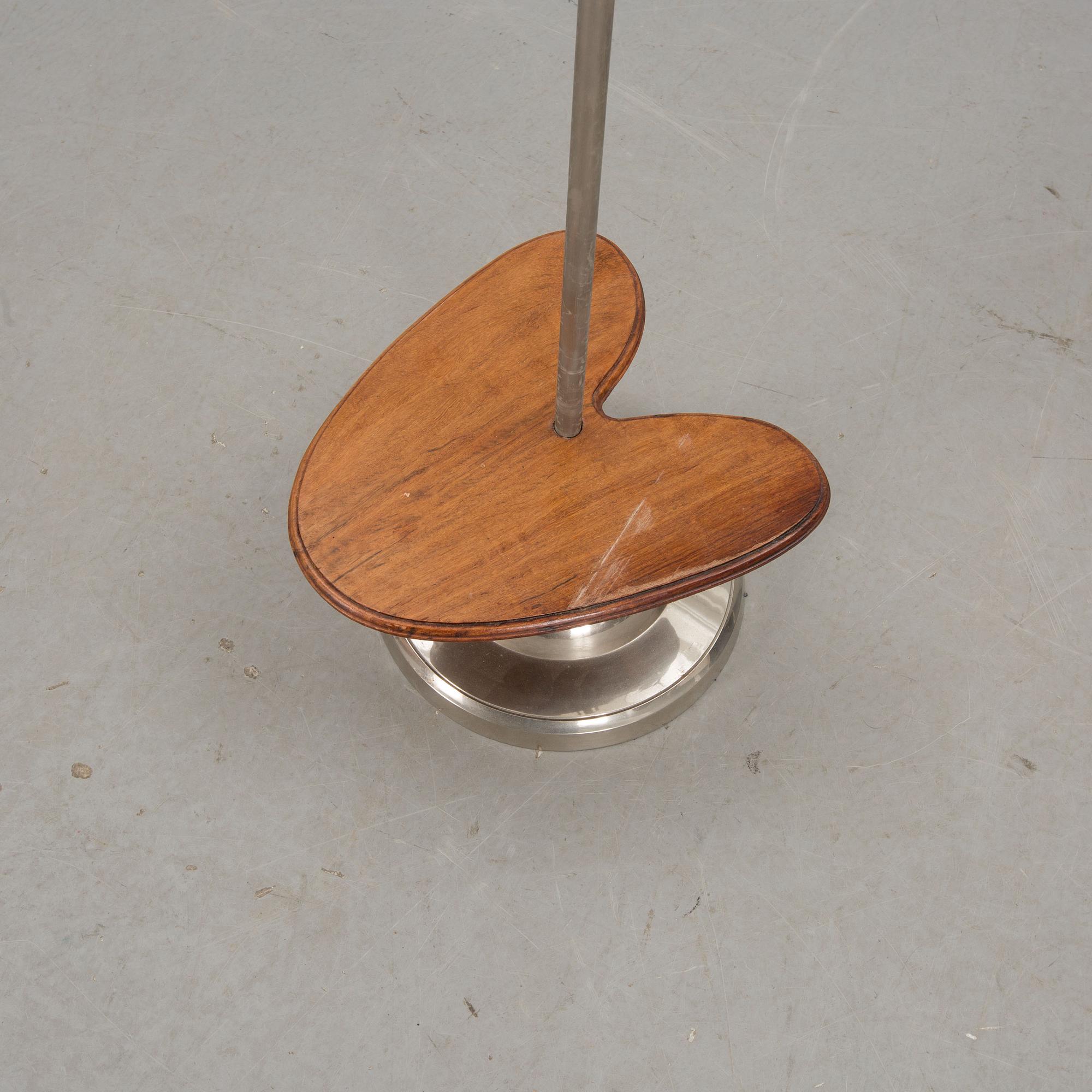 HERRBETJÄNT, 1900-talets andra hälft.