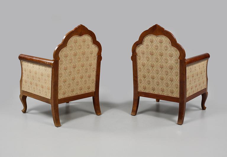 FÅTÖLJER, ett par, 1900-talets början.