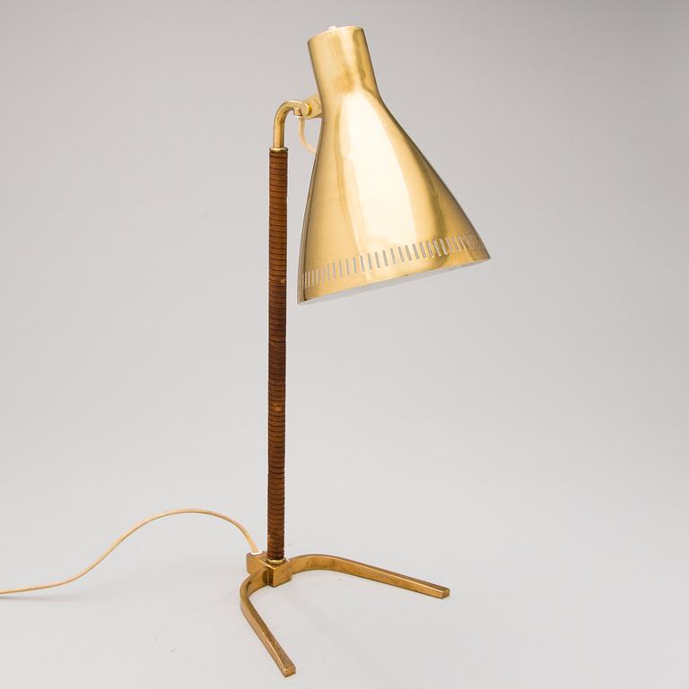 PAAVO TYNELL, bordslampa, modell 9224, Idman, 1900-talets mitt.