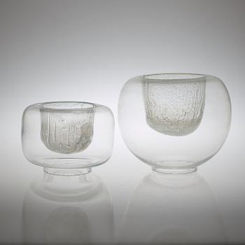 Two Timo Sarpaneva glass bowls, Finlandia-series, Finland 1968-74.