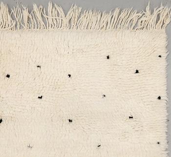 A rug, Morocco, approx. 243 x 160 cm.