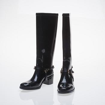 SKOR, Jimmy Choo.