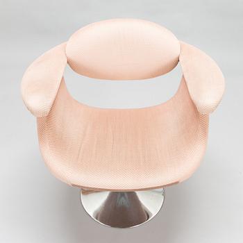 Eero Aarnio, a 1980's 'Captain's chair' for Asko.