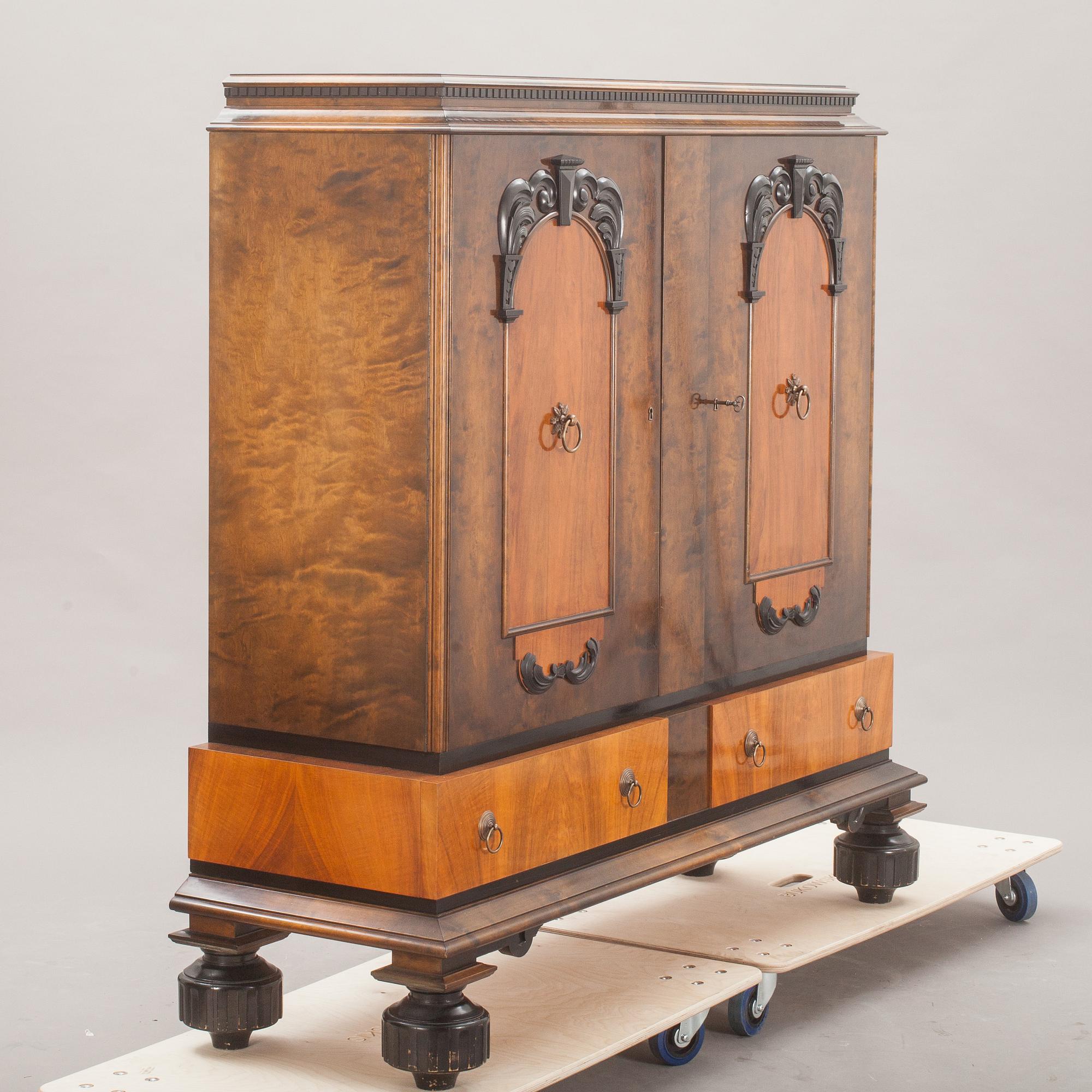 SKÅP, Art deco, 1930-tal.