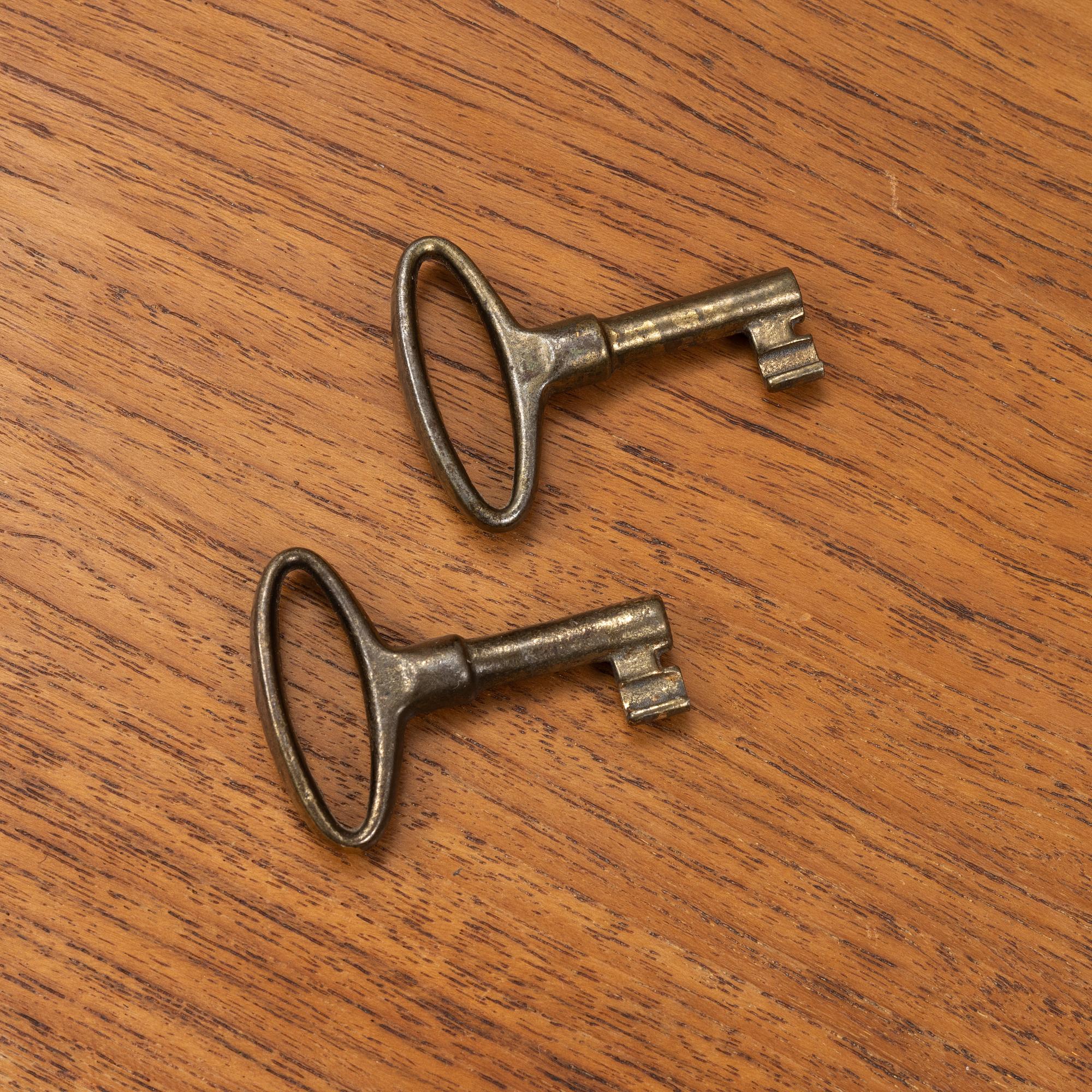 Sven Engström & Gunnar Myrstrand, sängbord med hylla, ett par, "Dixie, Tingströms, Bra Bohag", 1950/60-tal.