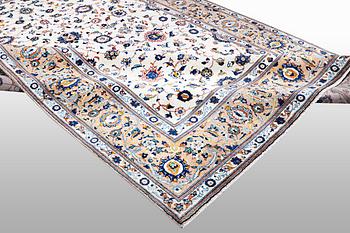 A carpet, Kashan, ca 359 x 238 cm.