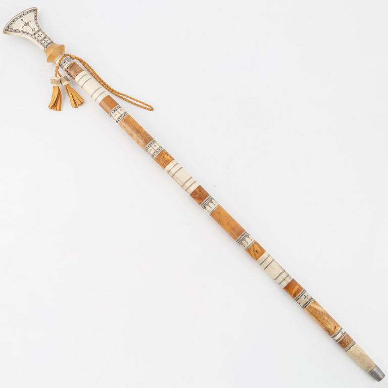 Calle Gran, a birch and reindeer horn staff, signed.