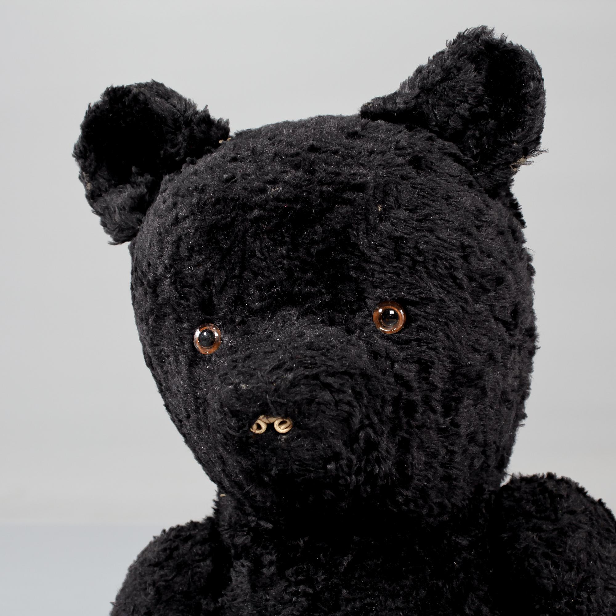 NALLE, 1900-talets första hälft.