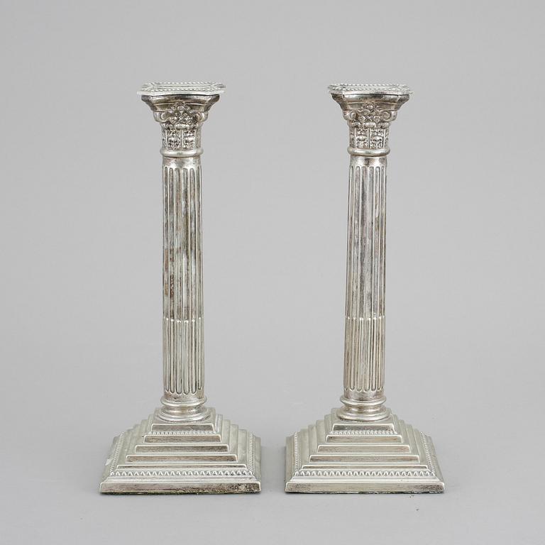 LJUSSTAKAR, ett par, pläter, 18/1900-tal.