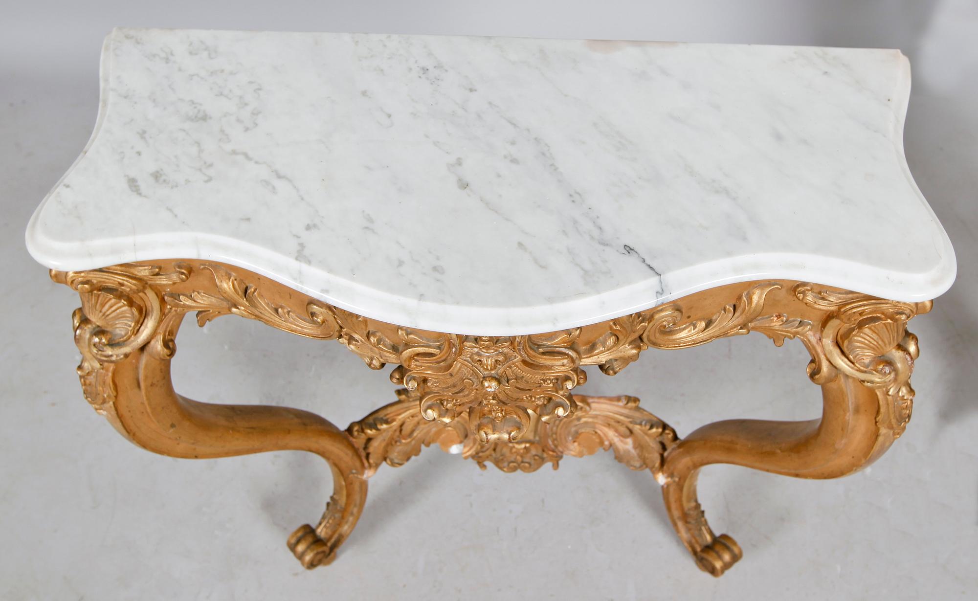 KONSOLBORD, rokokostil, 1800-talets andra hälft.