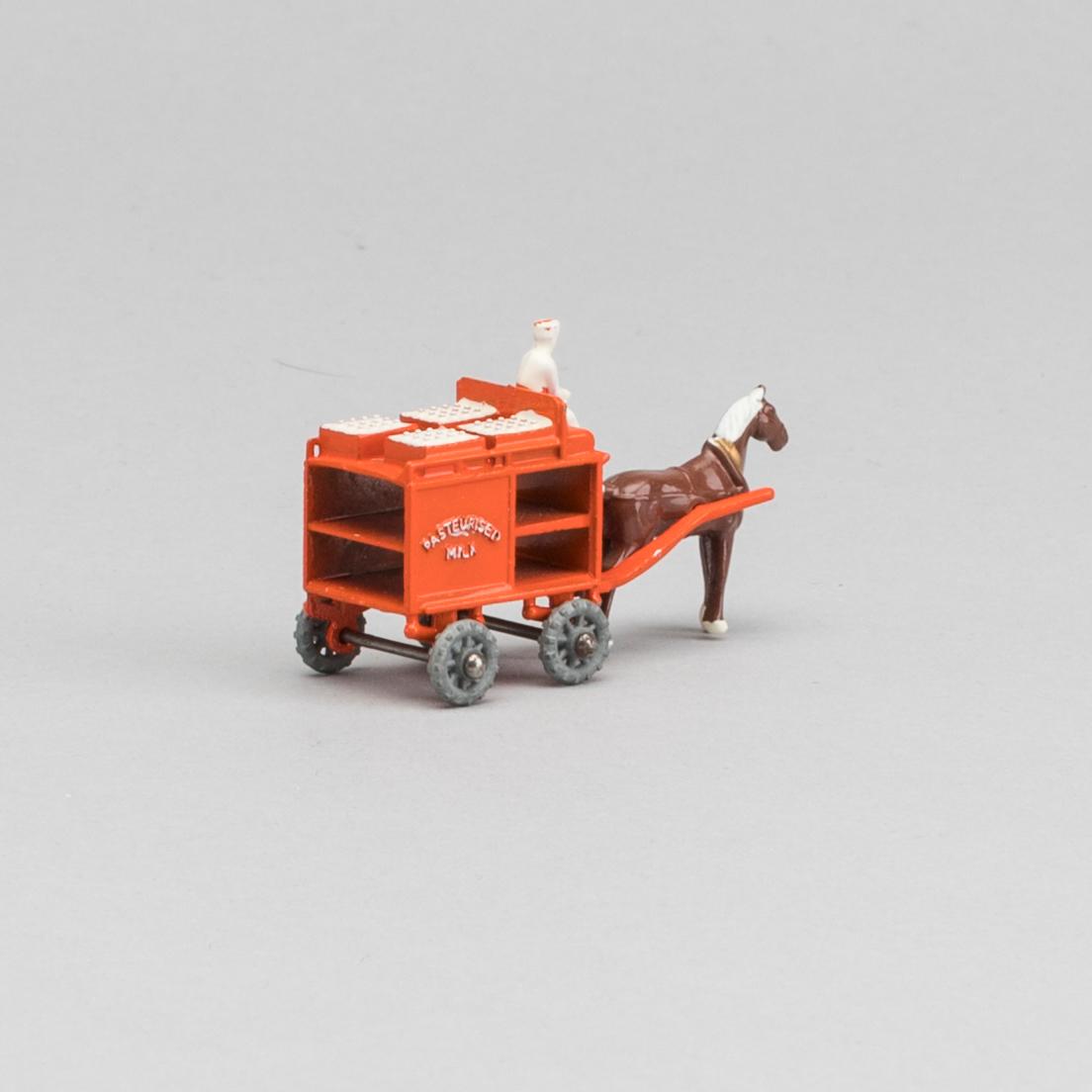 LESNEY MATCHBOX SERIES HORSE DRAWN MILK FLOAT RW 07A-2.