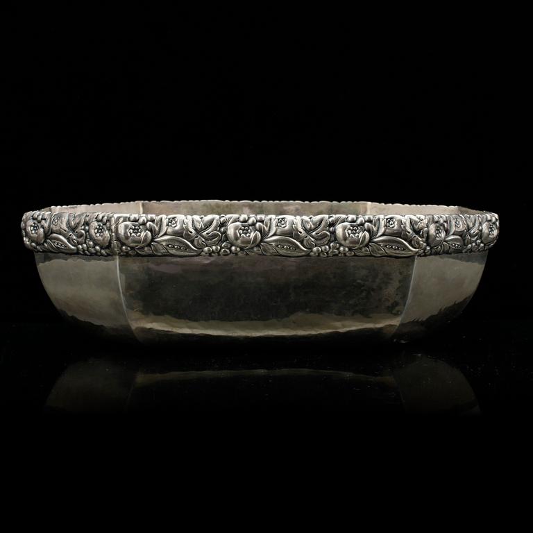 SKÅL, silver, CH Hallberg, importstämplad, 1917. Vikt 362 g.