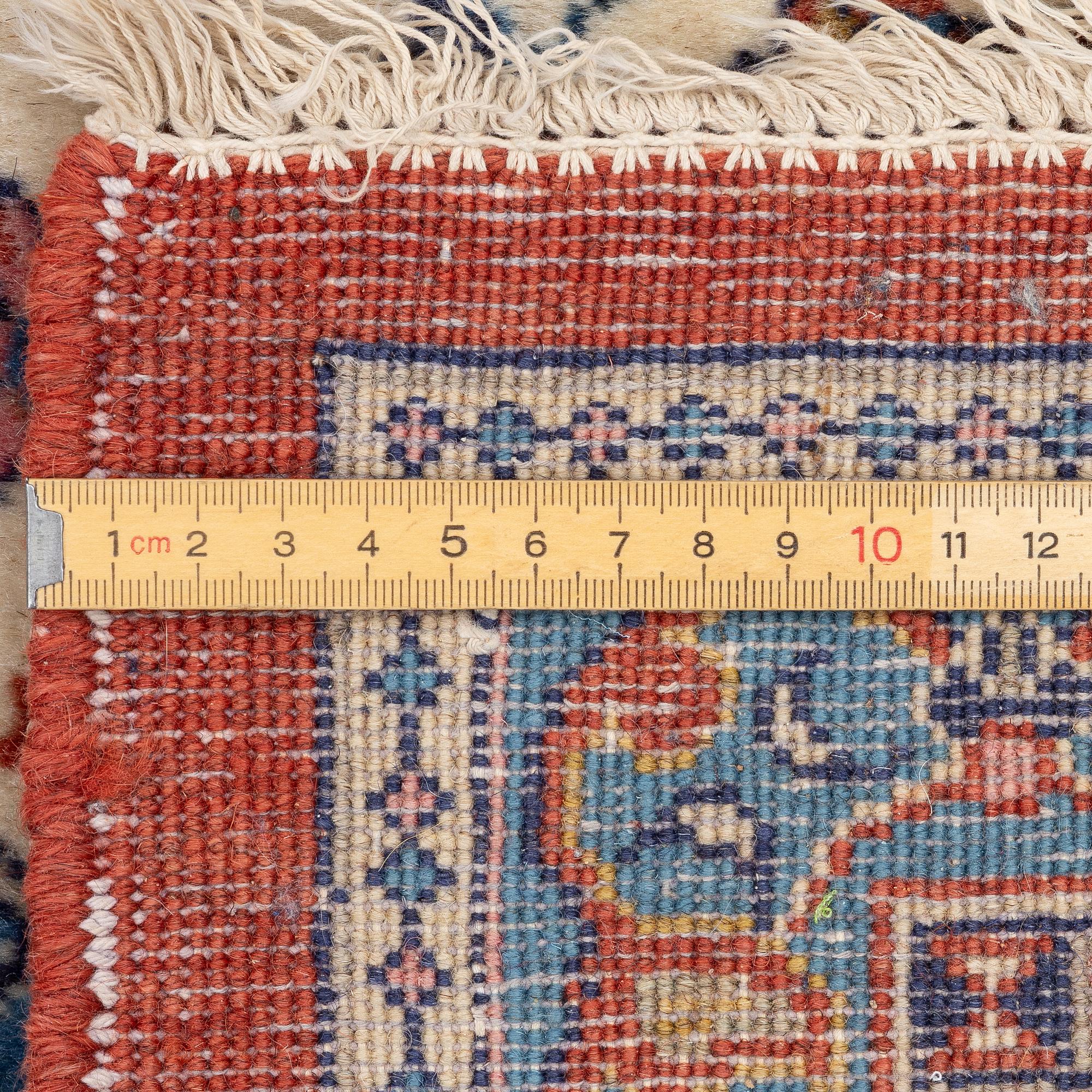 Rug, Sarough, 365 x 245 cm.