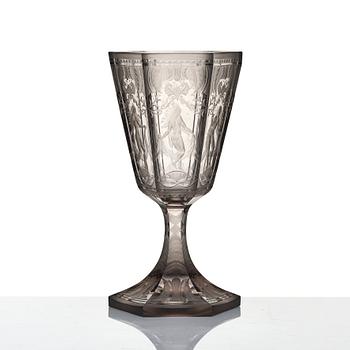 Simon Gate, a Swedish Grace engraved glass goblet 'Sex gracer', Orrefors 1929, model 154.