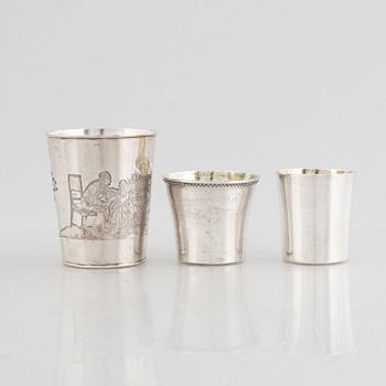 Bägare/supkoppar, 3 st, silver, bl a Johan Abraham Hallard, Stockholm 1807.