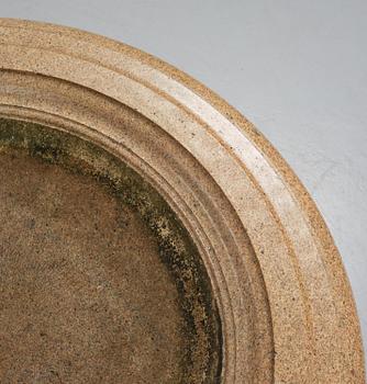 A massive Gardenurn, red Bohus granite, made circa 1905. Empire style.