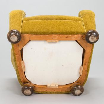 Märta Blomstedt, an 'Aulanko-model' armchair. Designed in 1939.