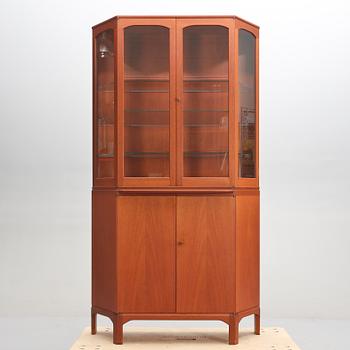 VITRINSKÅP, "Undantaget", Carl Malmsten, 1900-talets andra hälft.