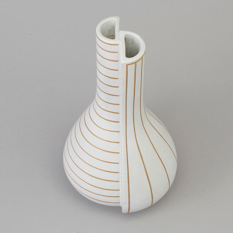 WILHELM KÅGE, a 'Guldsurrea' stoneware vase from Gustavsberg studio.