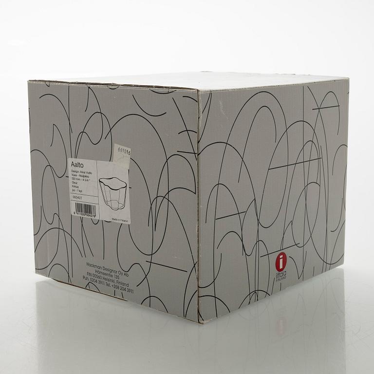 Alvar Aalto, one piece of  'Aalto flower' glass sculpture, signed Alvar Aalto Iittala, late 20th century.