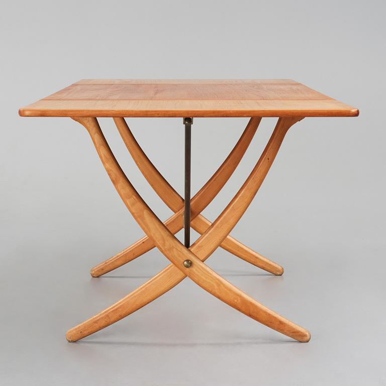 Hans J. Wegner, bord med klaffar "AT-314", Andreas Tuck, 1950-60-tal.