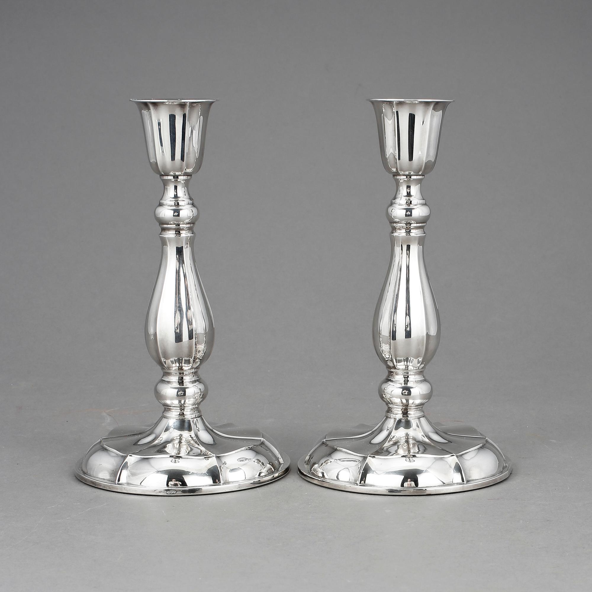 LJUSSTAKAR, ett par, silver, Ceson, Göteborg, 1965.