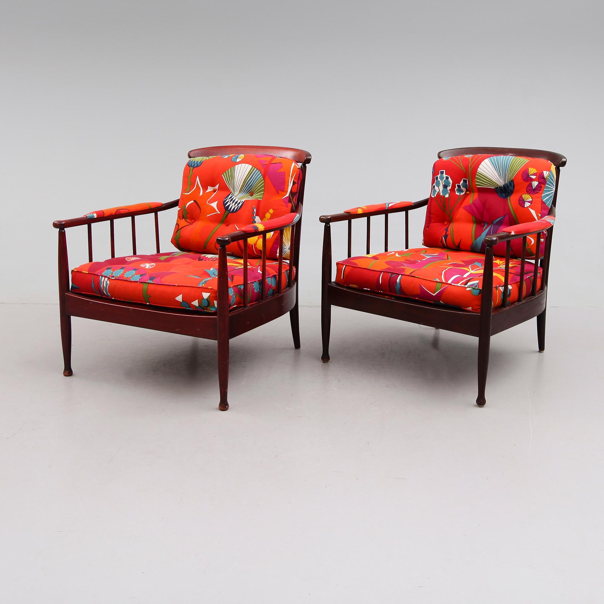 FÅTÖLJER, ett par, "Skrindan", Kerstin Hörlin-Holmqvist, 1900-talets andra hälft.
