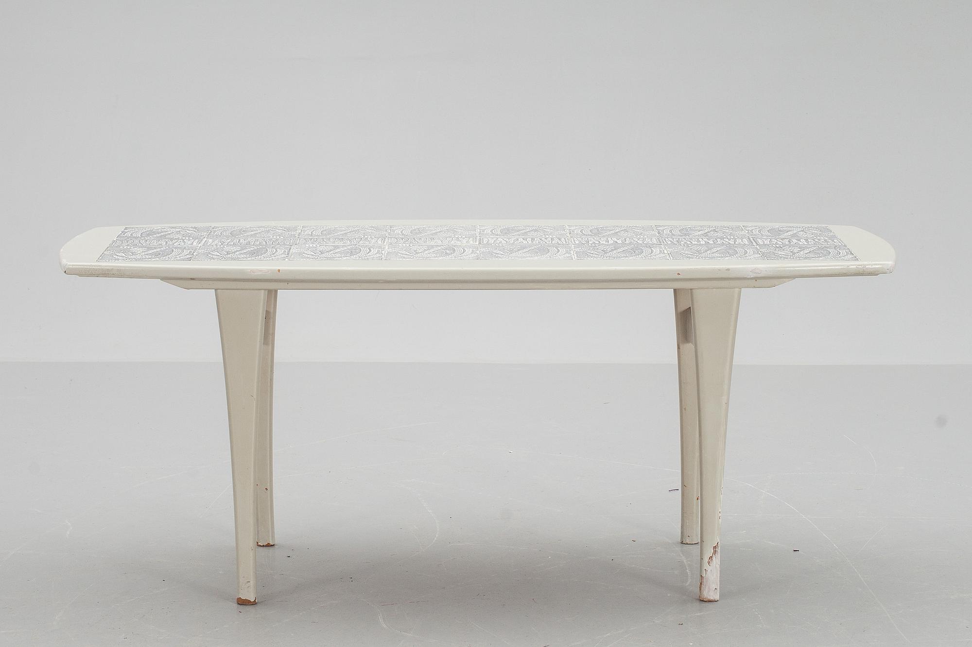 SOFFBORD, signerat Edmund. 1950-tal.