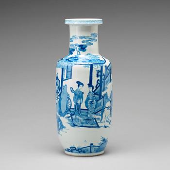 A blue and white roleau vase, Qing dynasty, 19th Century.