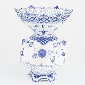 A 'Musselmalet' porcelain vase, Royal Copenhagen, Denmark, 1889-1922.
