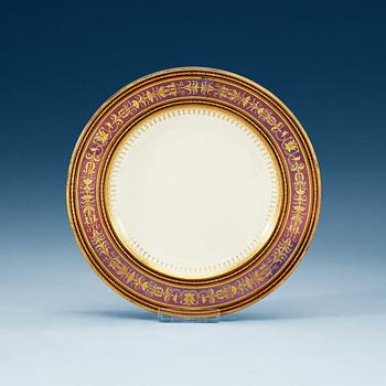 667. A Vienna porcelain dish, ca 1800.